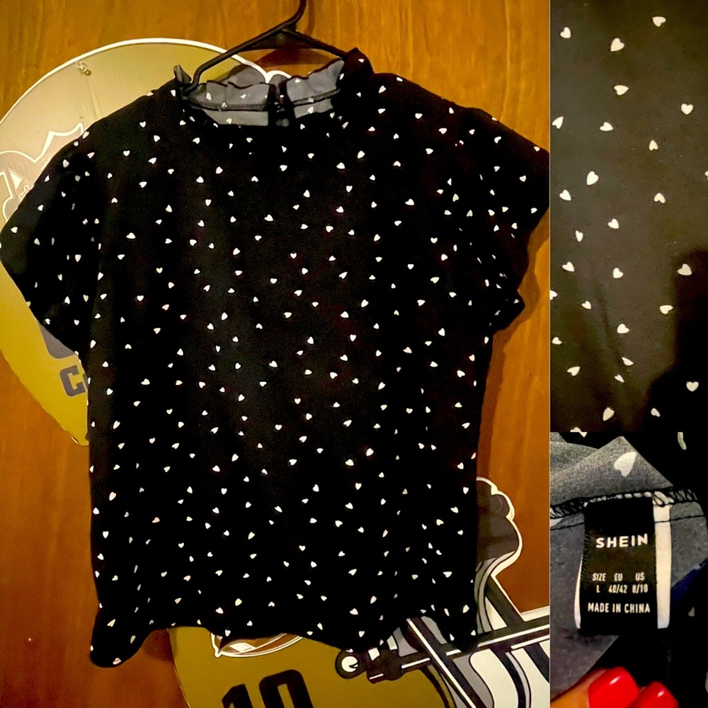 *SHEIN Black Heart Top (L)